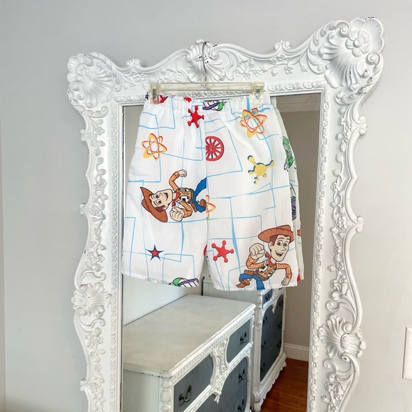 New York Couture * One of a Kind* VINTAGE Reworked Toy Story Pocket Shorts - Picture 6 of 12